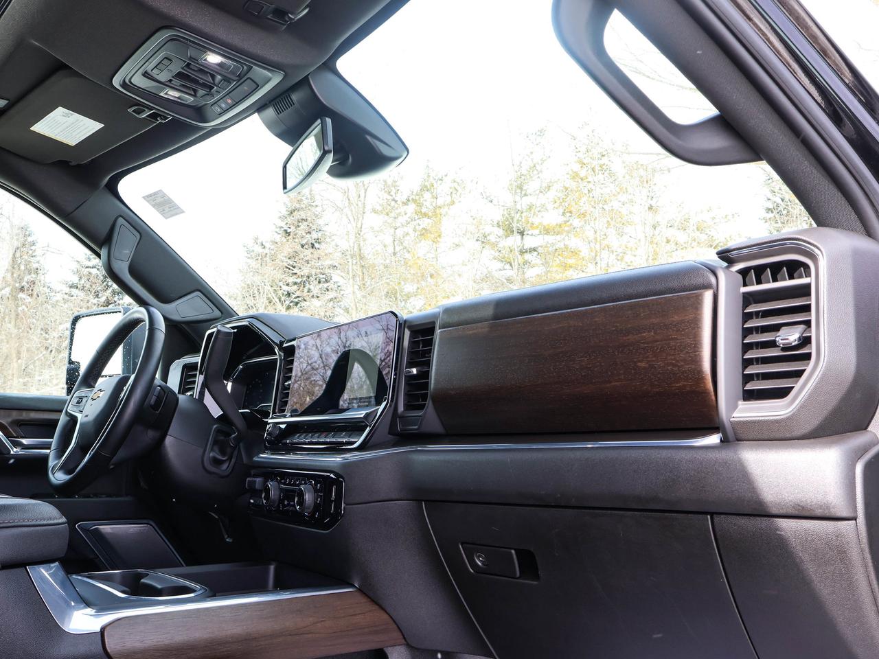 2024 Chevrolet SILVERADO 2500HD High Country Photo