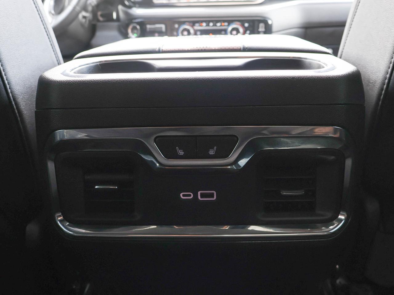 2024 Chevrolet SILVERADO 2500HD High Country Photo