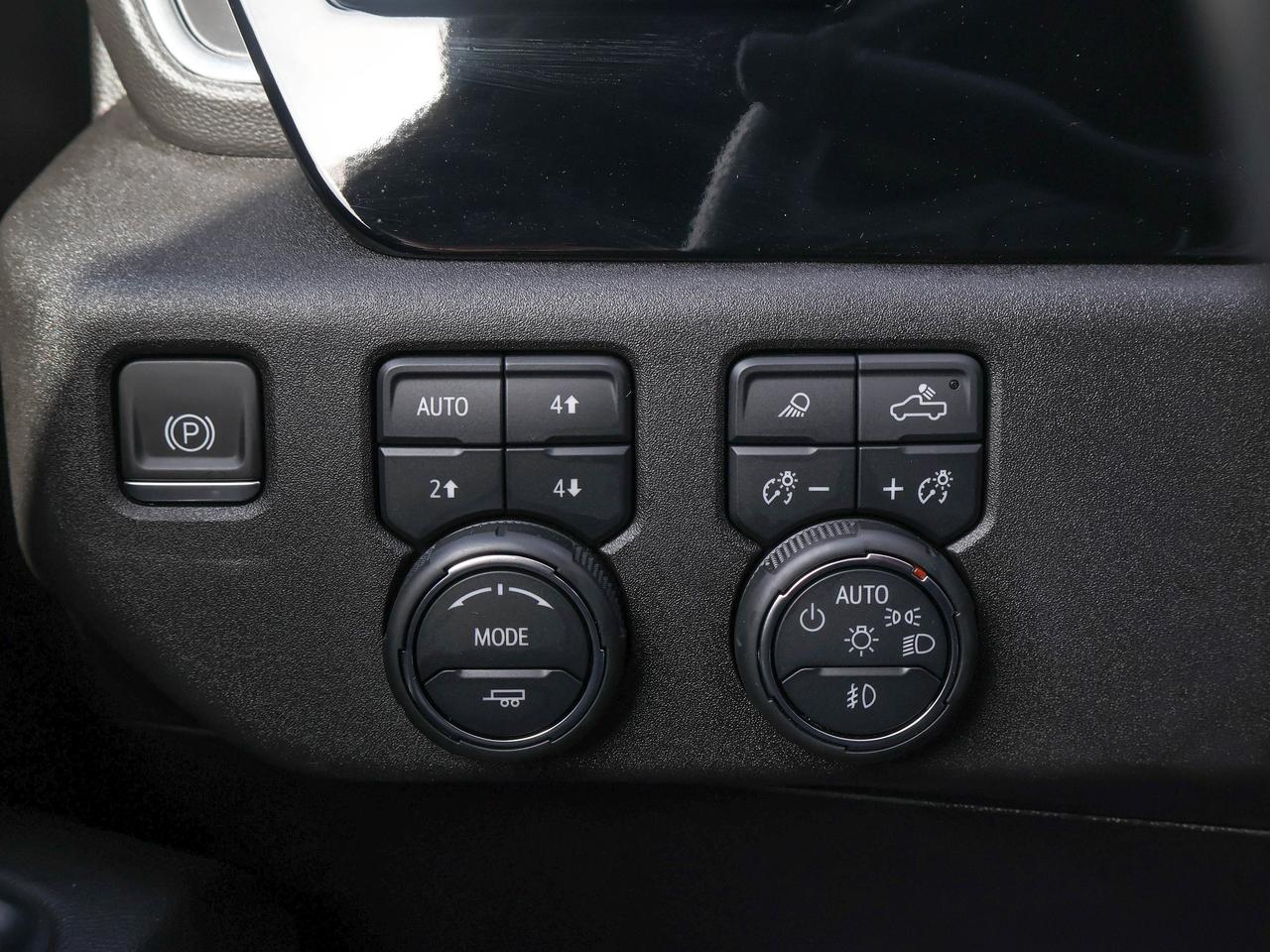 2024 Chevrolet SILVERADO 2500HD High Country Photo