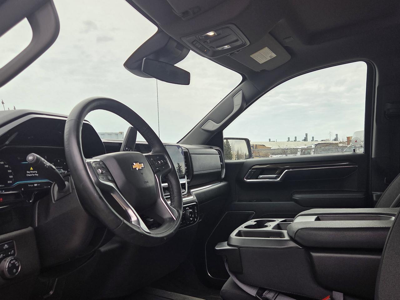 2024 Chevrolet Silverado 1500 LT Photo