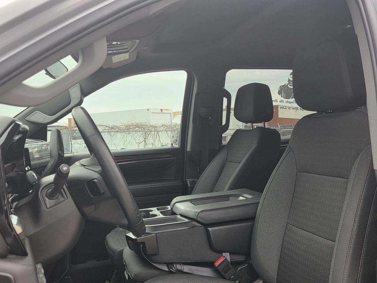 2024 Chevrolet Silverado 1500 LT Photo