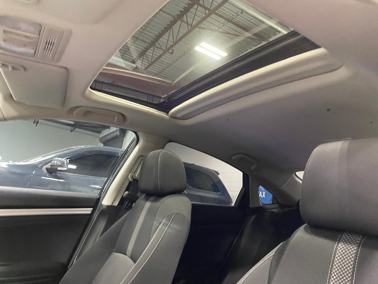 2019 Honda Civic EX CVT 2.0L Photo