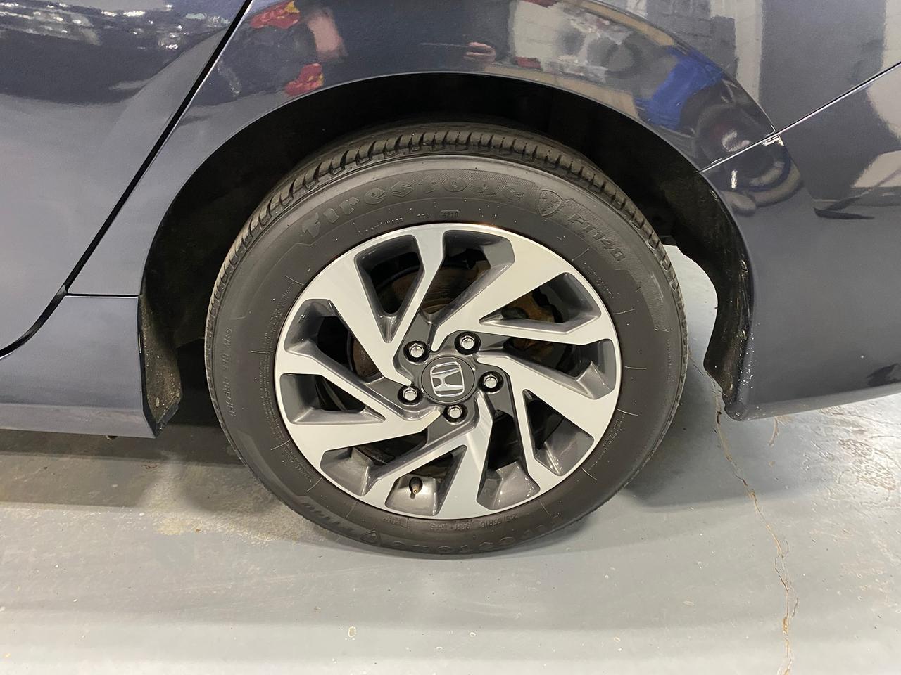 2019 Honda Civic EX CVT 2.0L Photo