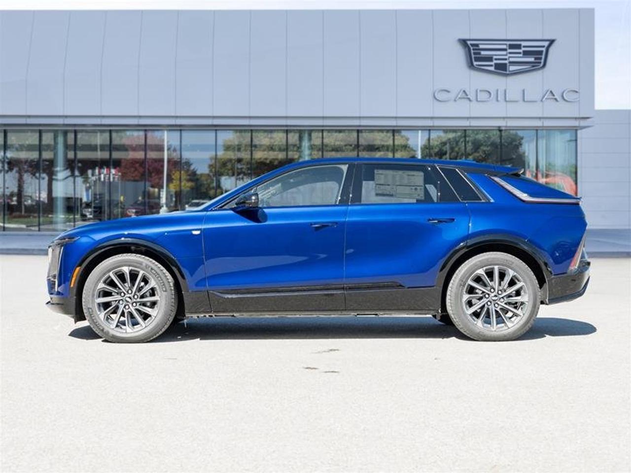 2026 Cadillac LYRIQ Sport Photo2