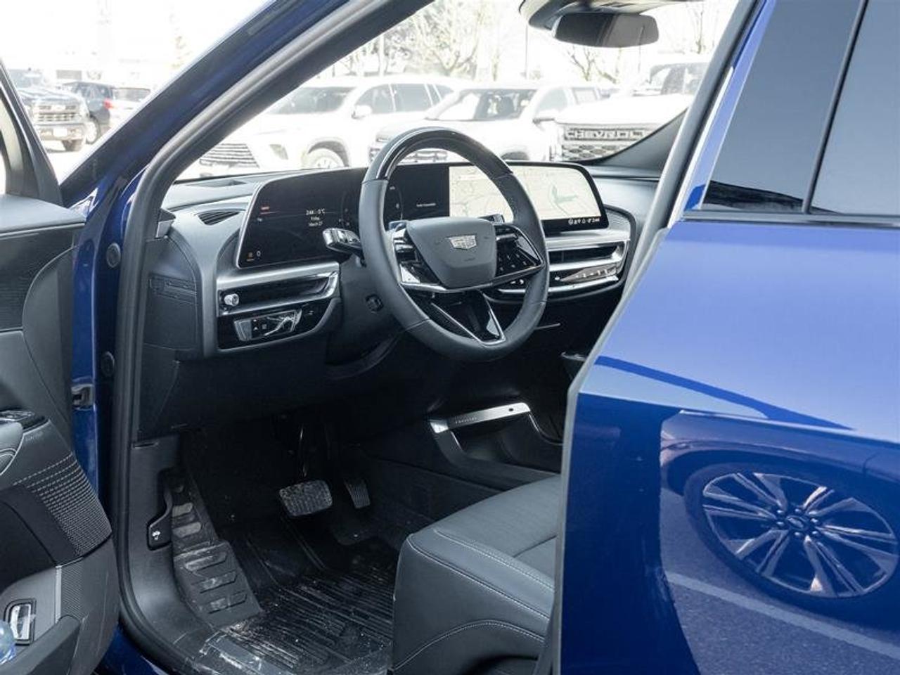 2026 Cadillac LYRIQ Sport Photo