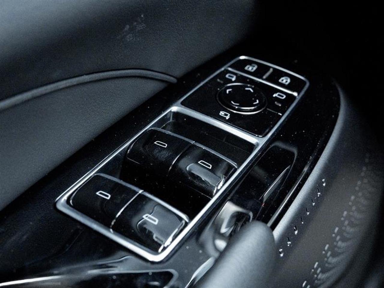 2026 Cadillac LYRIQ Sport Photo