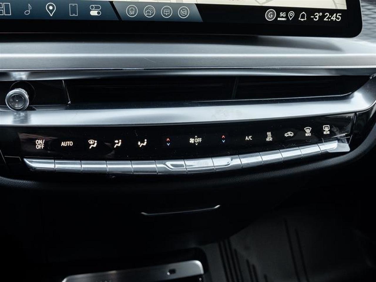 2026 Cadillac LYRIQ Sport Photo