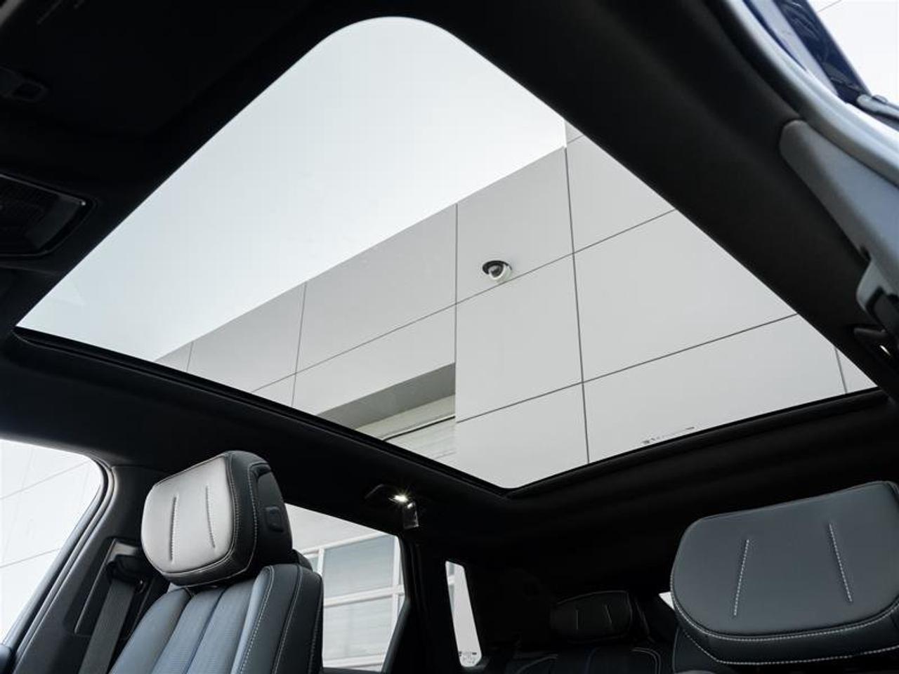 2026 Cadillac LYRIQ Sport Photo