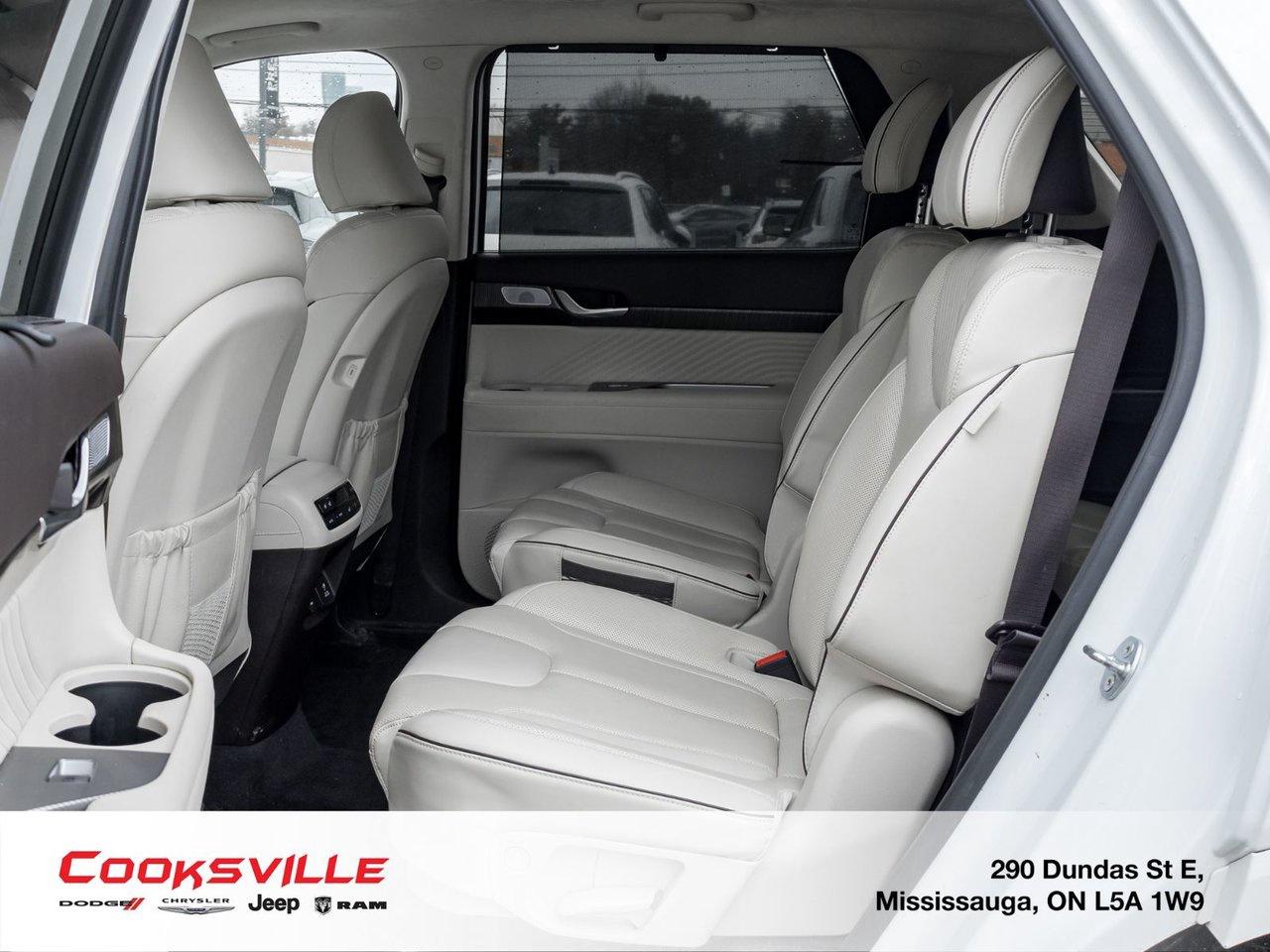 2024 Hyundai PALISADE Ultimate Calligraphy w/Beige 7-Passenger AWD Photo