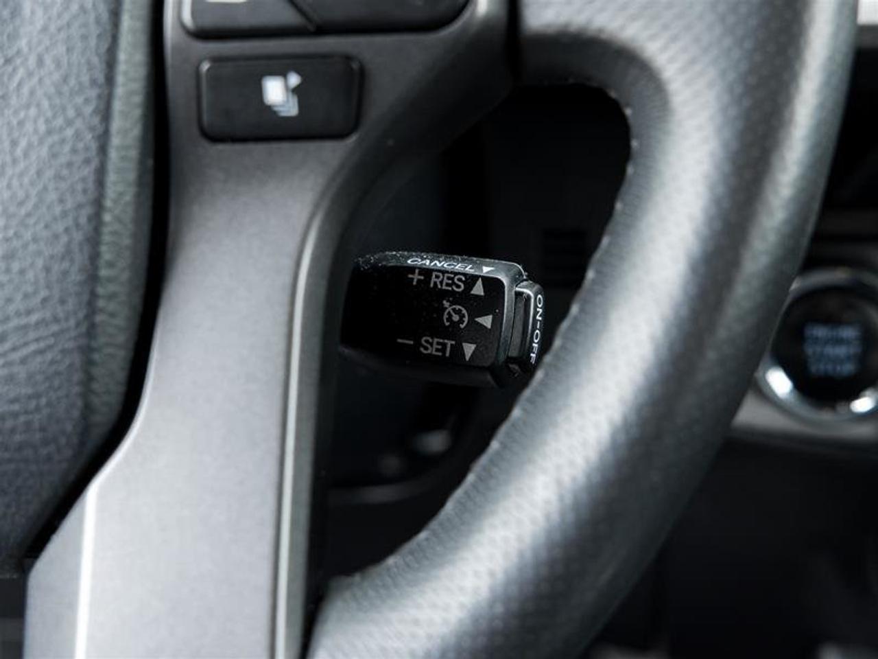 2017 Toyota Tacoma 4x4 Double Cab V6 SR5 6A Navi| Backup Camera| Heated Seats Photo