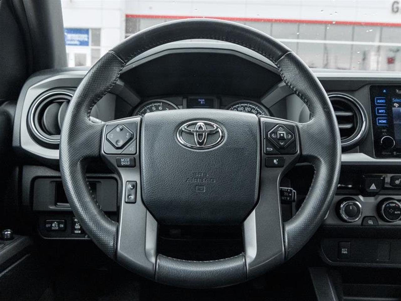 2017 Toyota Tacoma 4x4 Double Cab V6 SR5 6A Navi| Backup Camera| Heated Seats Photo