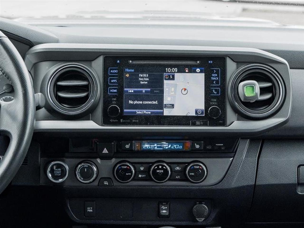 2017 Toyota Tacoma 4x4 Double Cab V6 SR5 6A Navi| Backup Camera| Heated Seats Photo