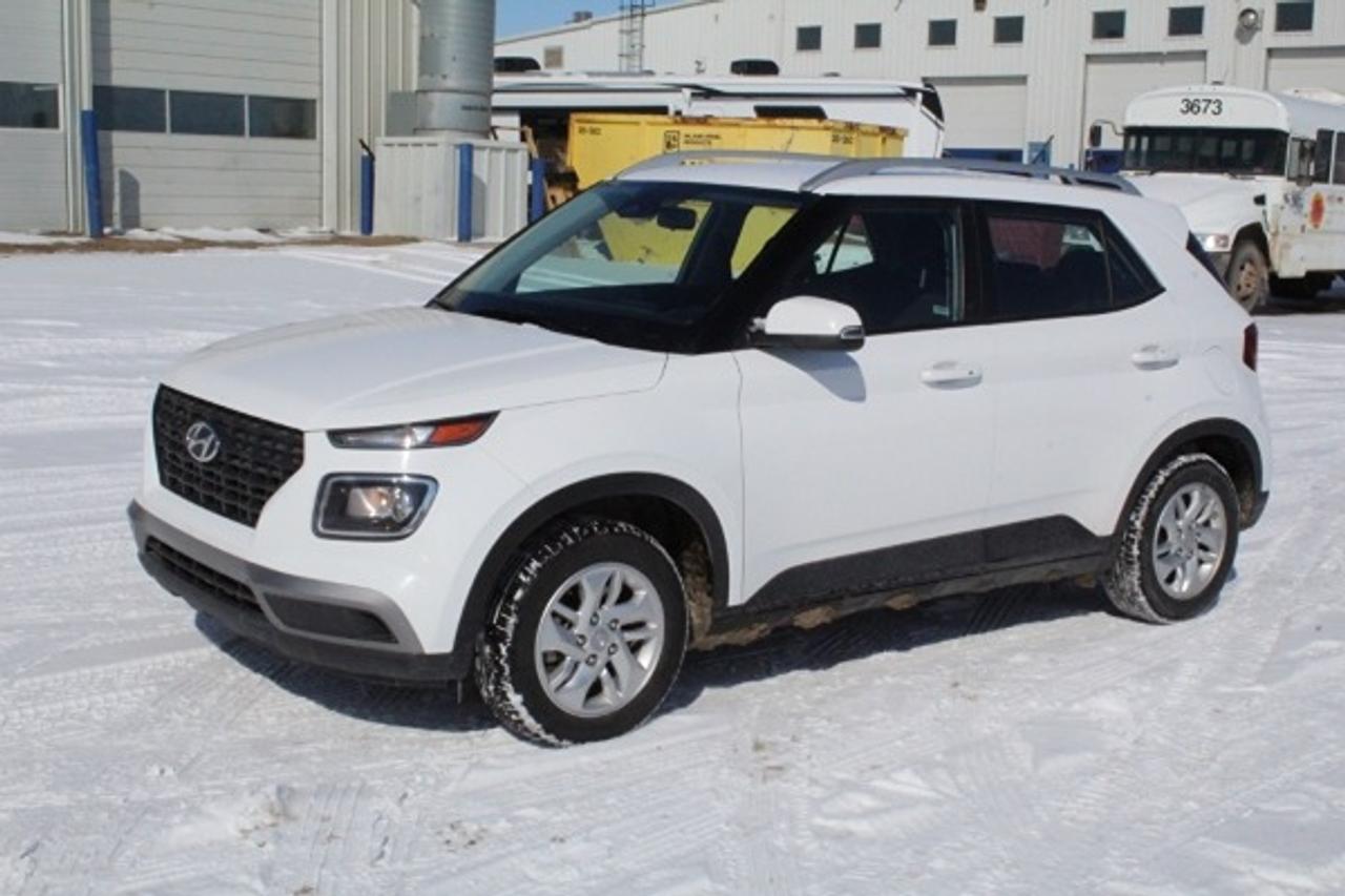 2024 Hyundai Venue Preferred IVT w/Htd cloth, BUC - Photo #1