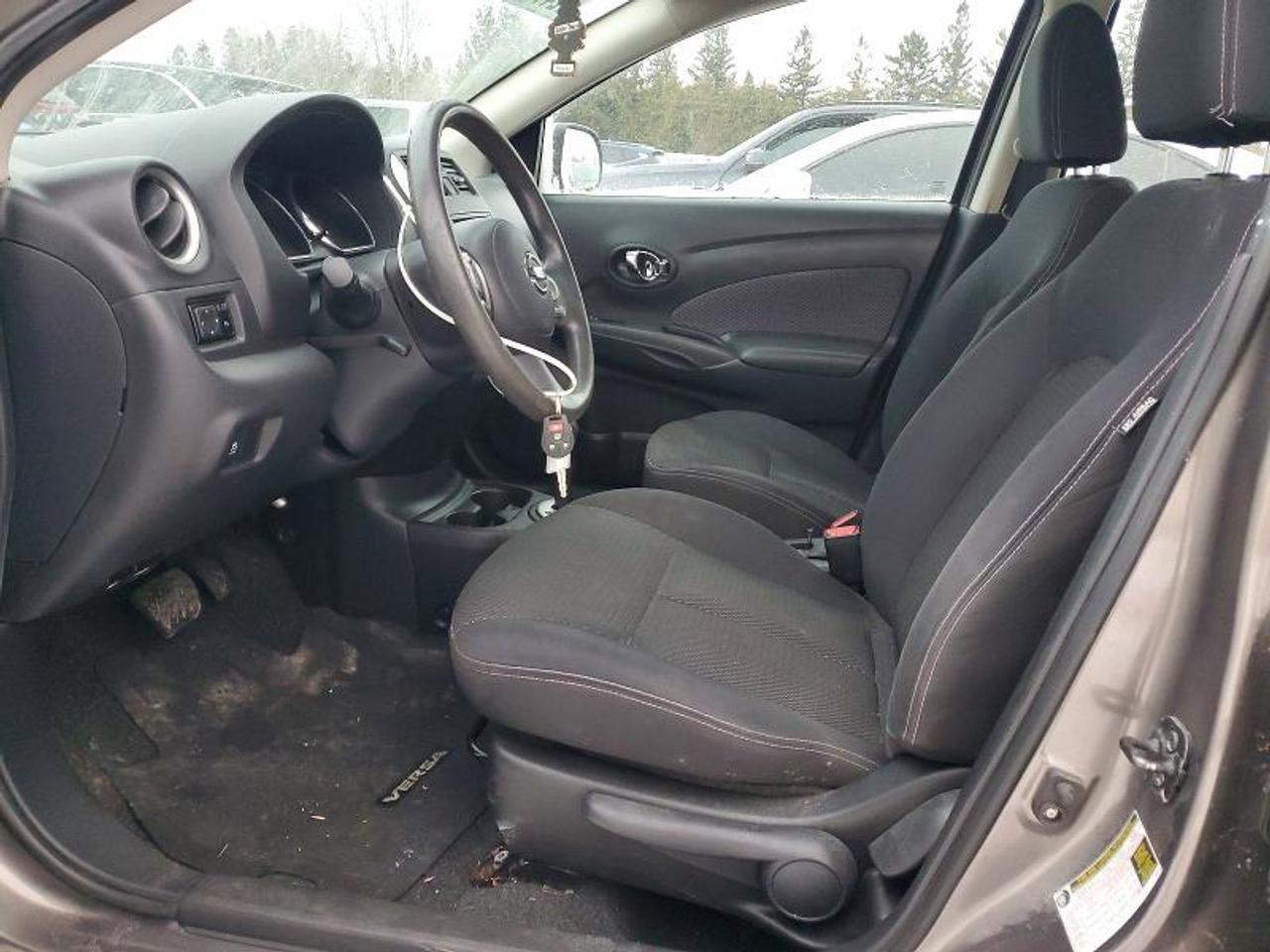 2014 Nissan Versa S Photo