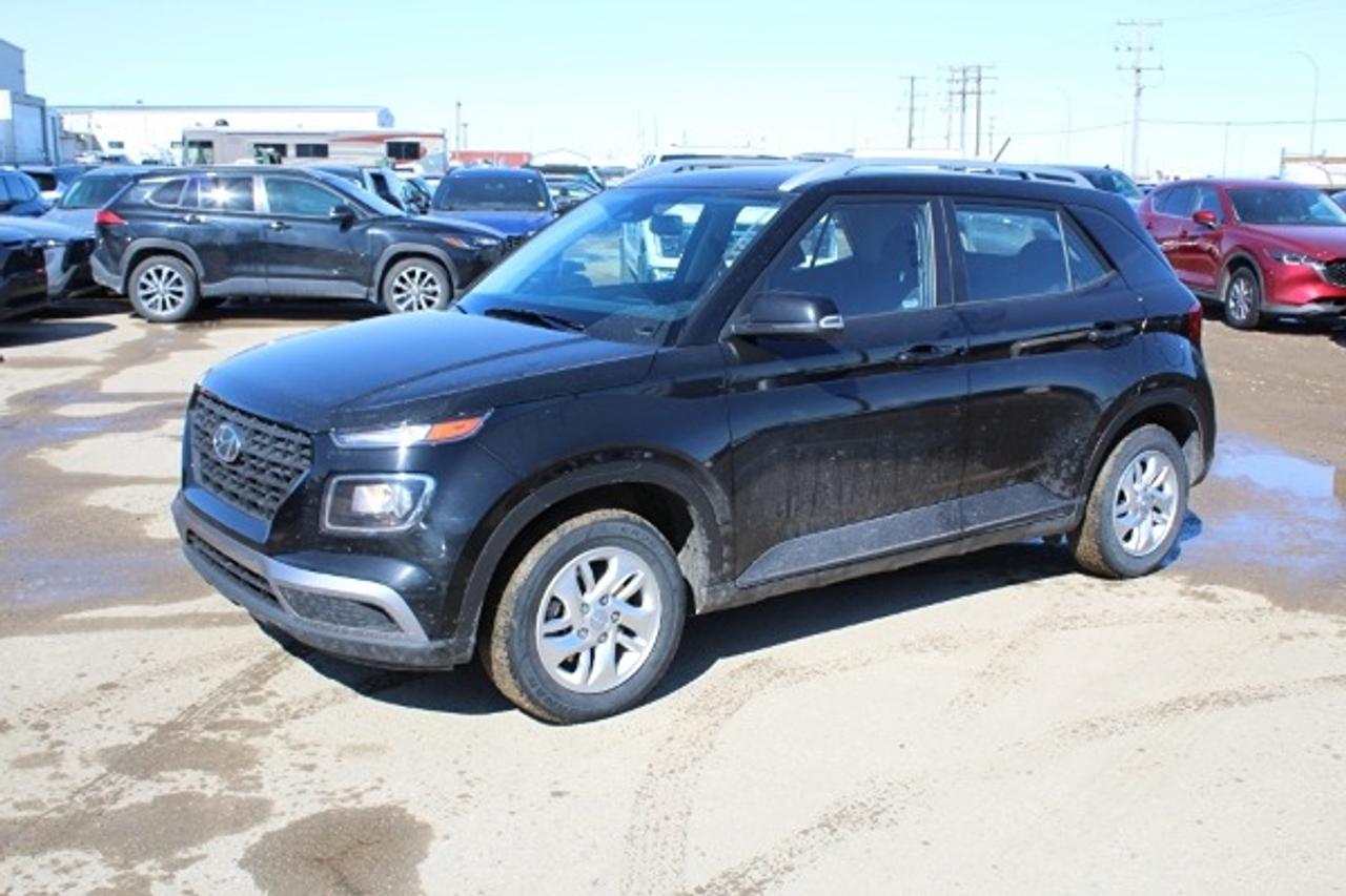 2024 Hyundai Venue Preferred IVT w/Htd cloth, BUC - Photo #1
