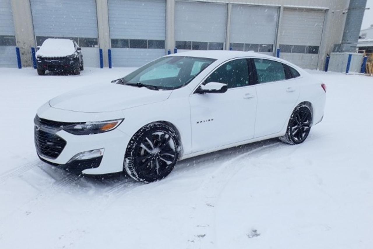 2024 Chevrolet Malibu LT w/Htd cloth, BUC - Photo #1