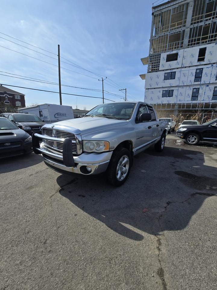 Used 2005 Dodge Ram 1500 SLT for sale in Beauharnois, QC