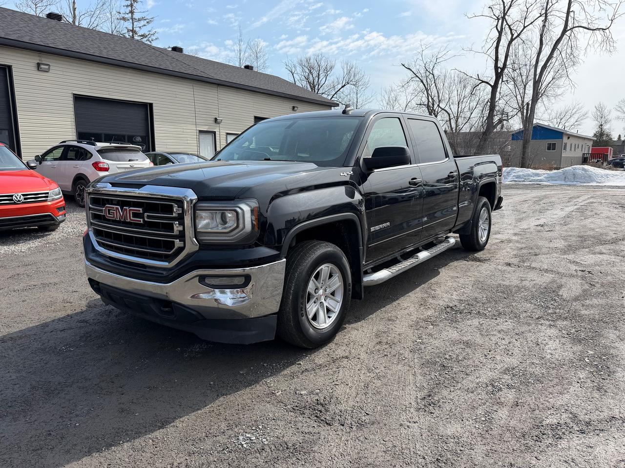 Used 2017 GMC Sierra 1500 4WD CREW CAB 153.0