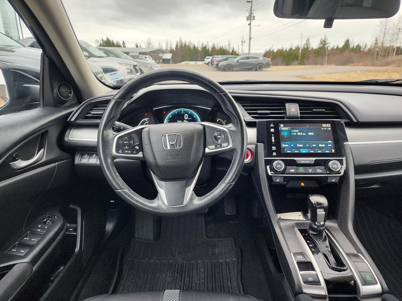 2018 Honda Civic Sdn Photo