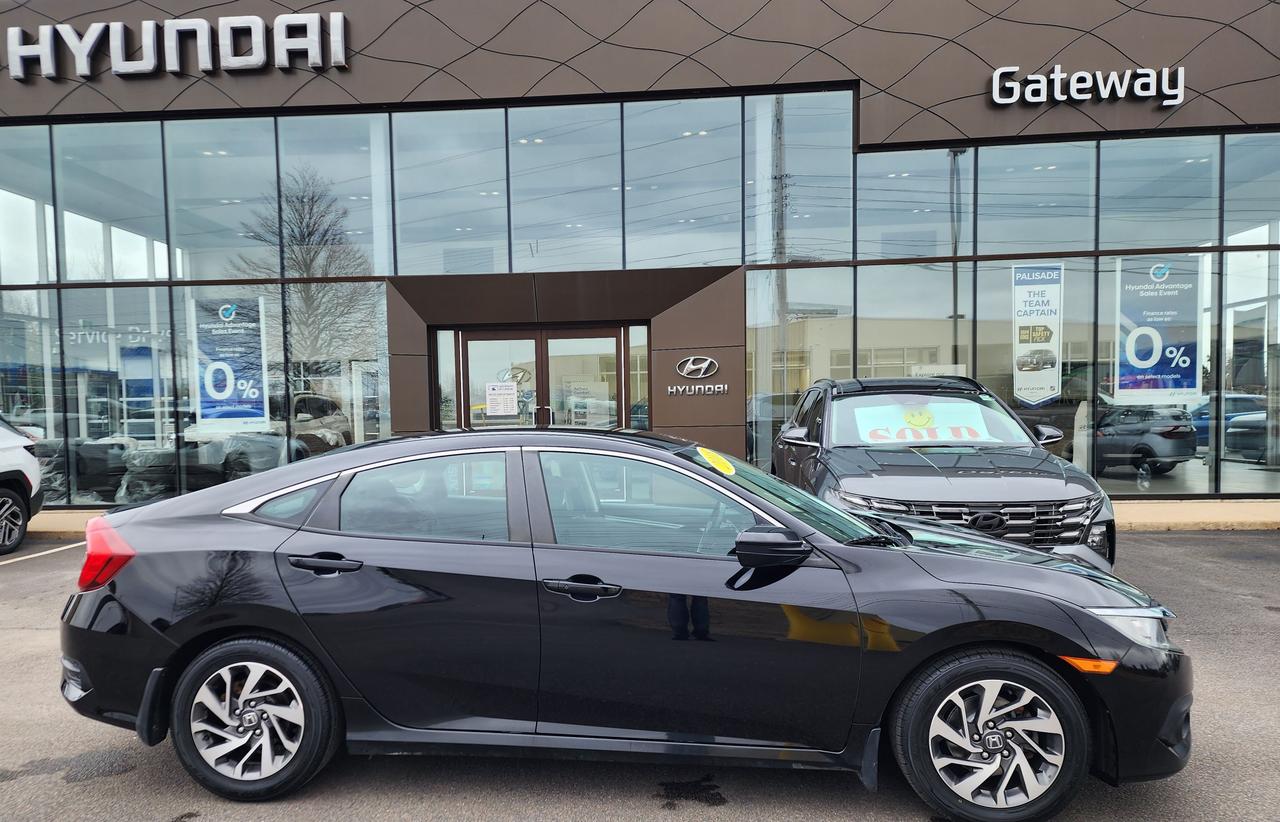2018 Honda Civic Sdn Photo2