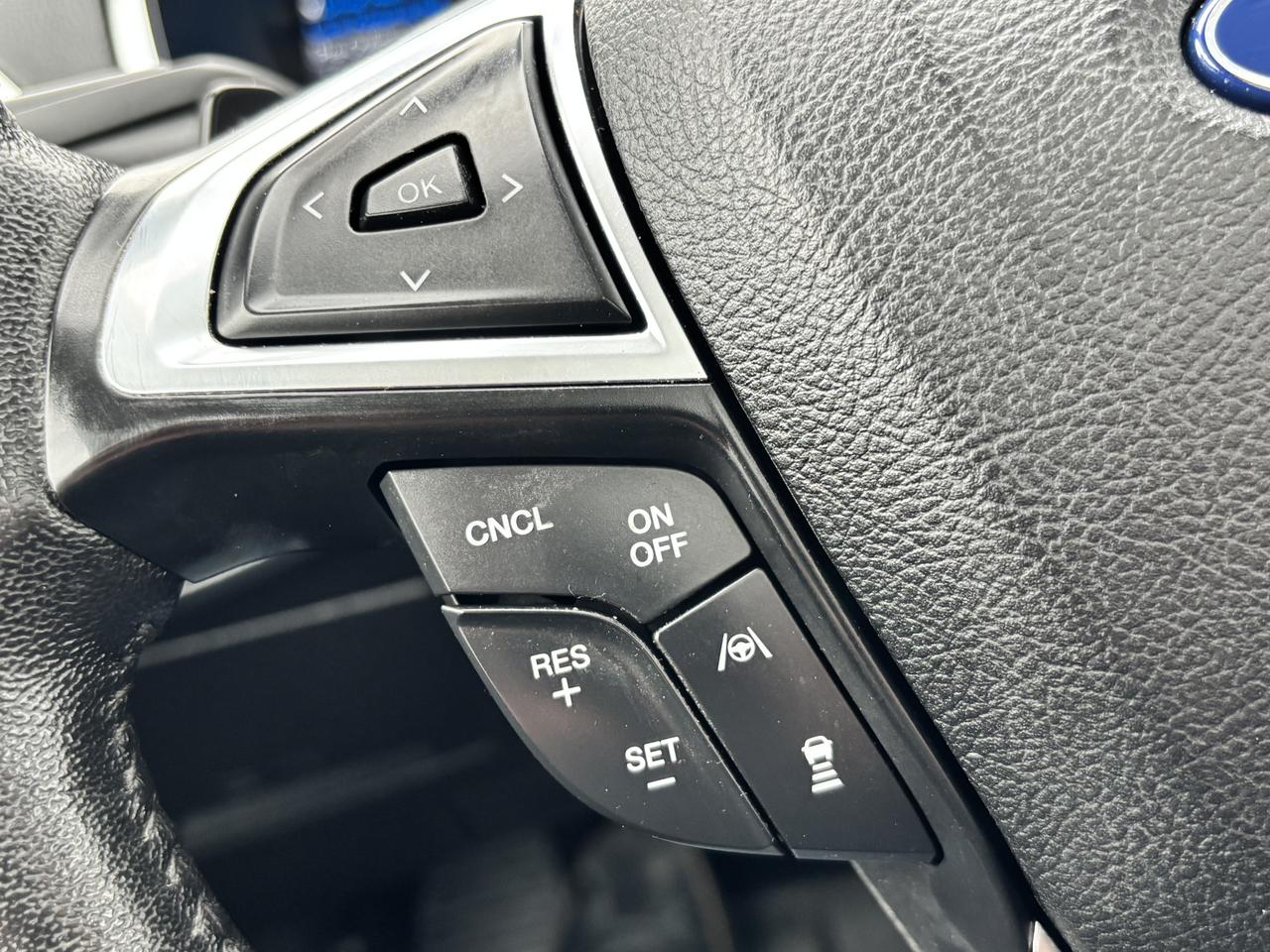 2019 Ford Edge Titanium ** AWD, ADAPT CRUISE, BSM ** Photo