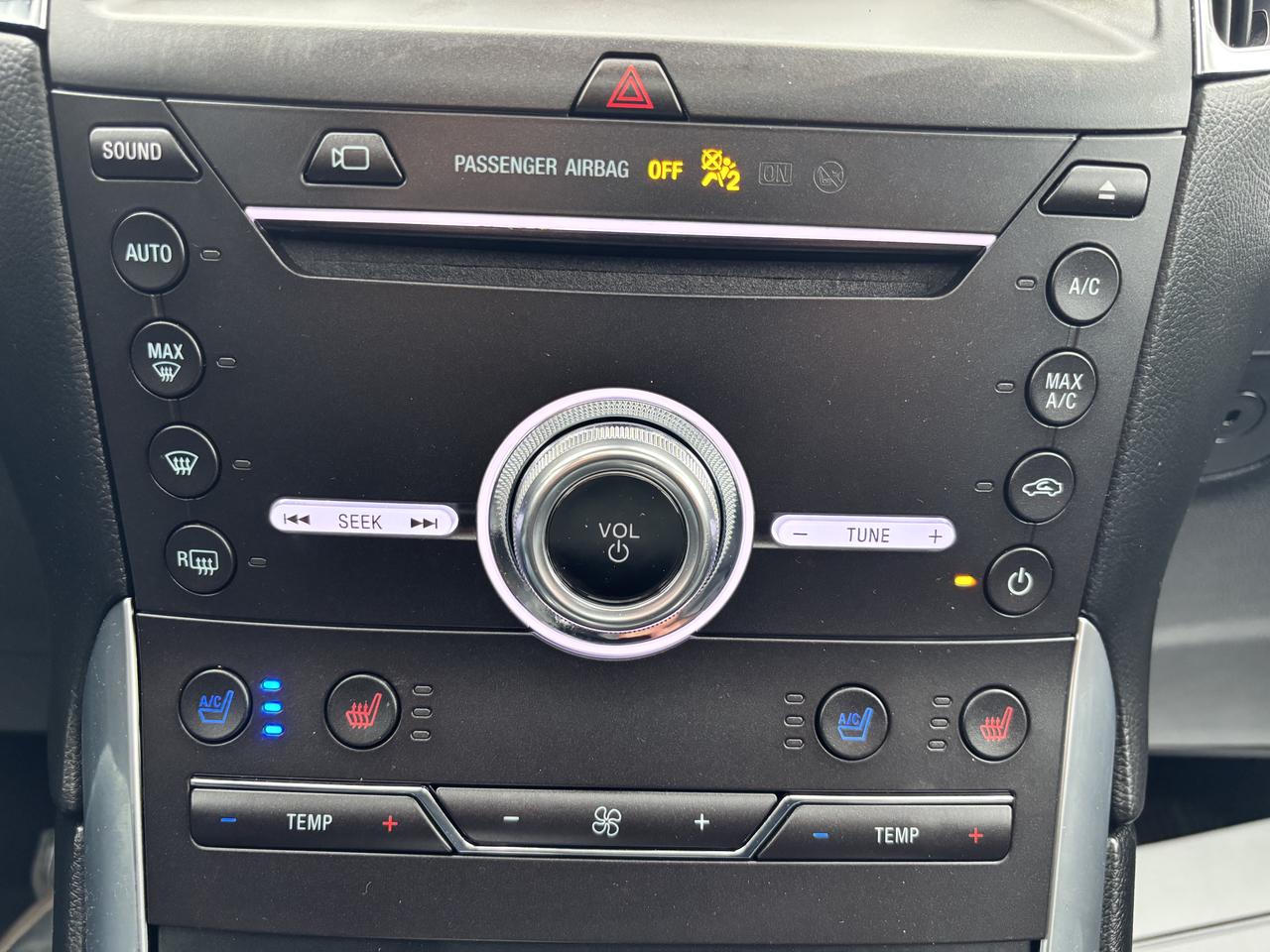 2019 Ford Edge Titanium ** AWD, ADAPT CRUISE, BSM ** Photo