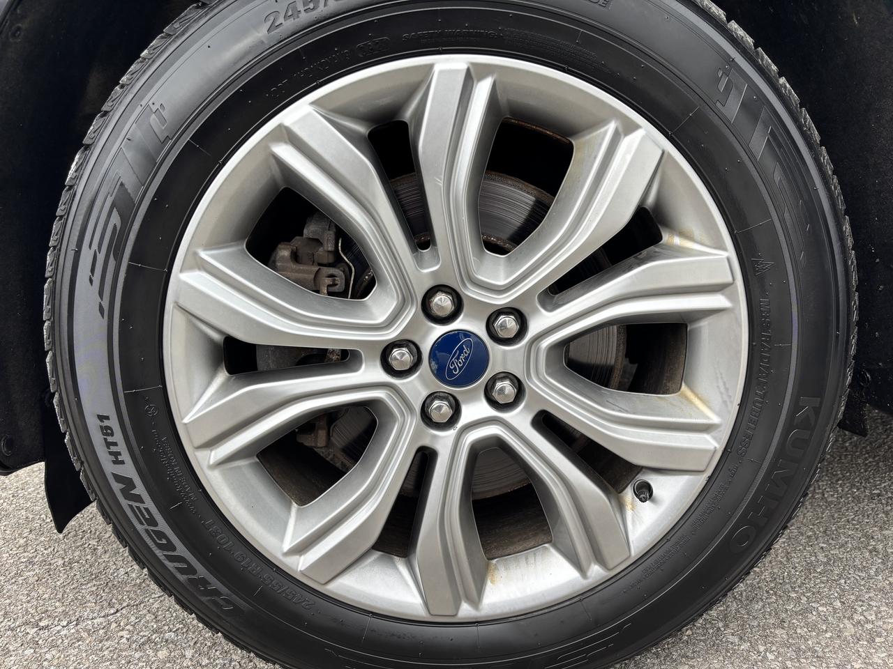 2019 Ford Edge Titanium ** AWD, ADAPT CRUISE, BSM ** Photo