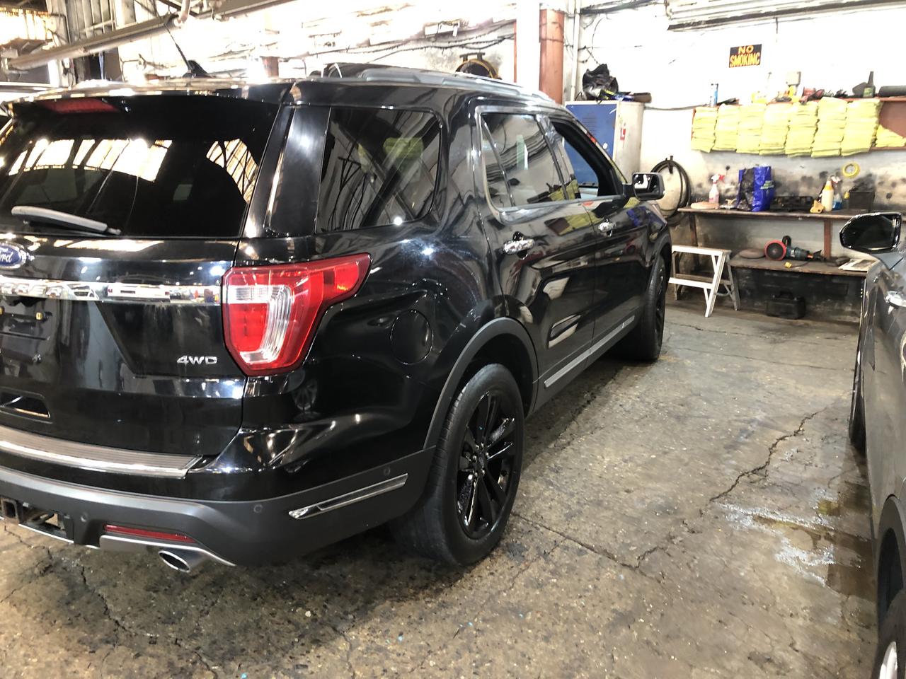 2018 Ford Explorer LIMITED - Photo #7