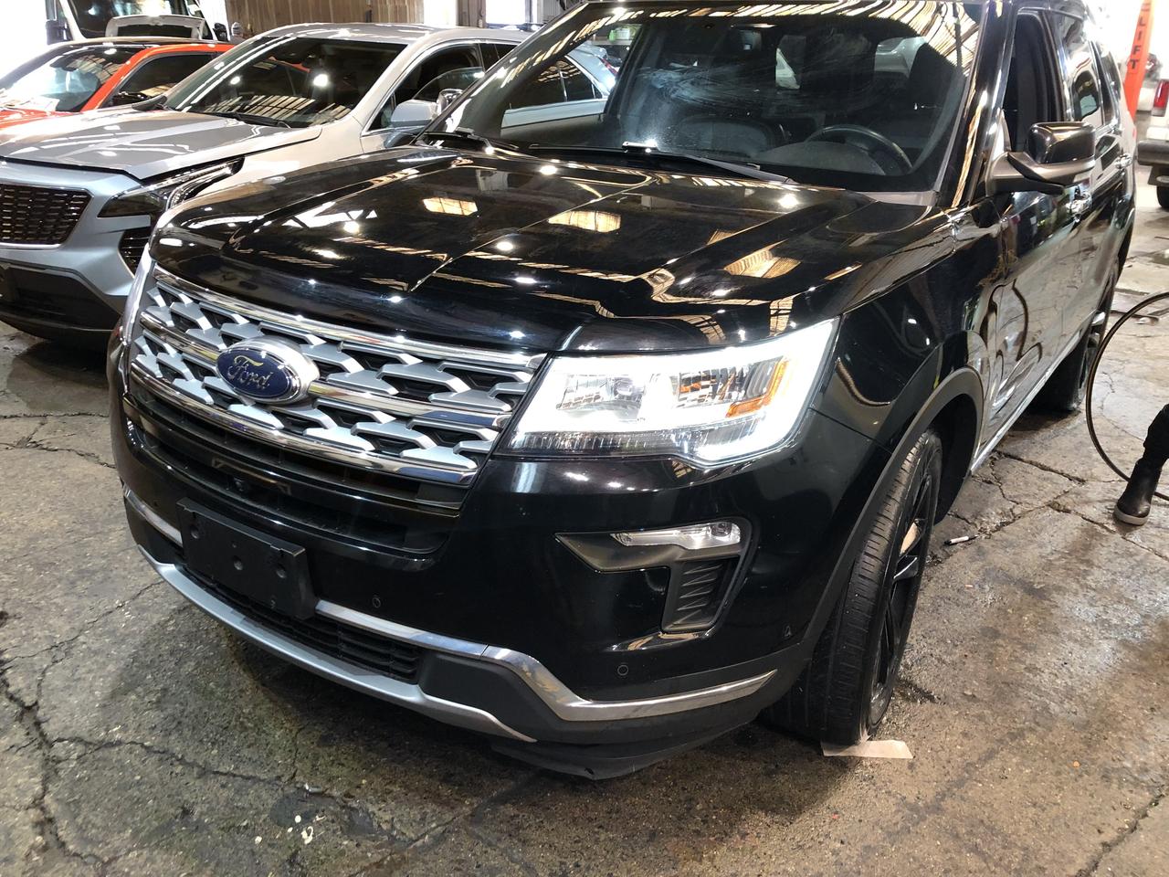 2018 Ford Explorer LIMITED - Photo #6