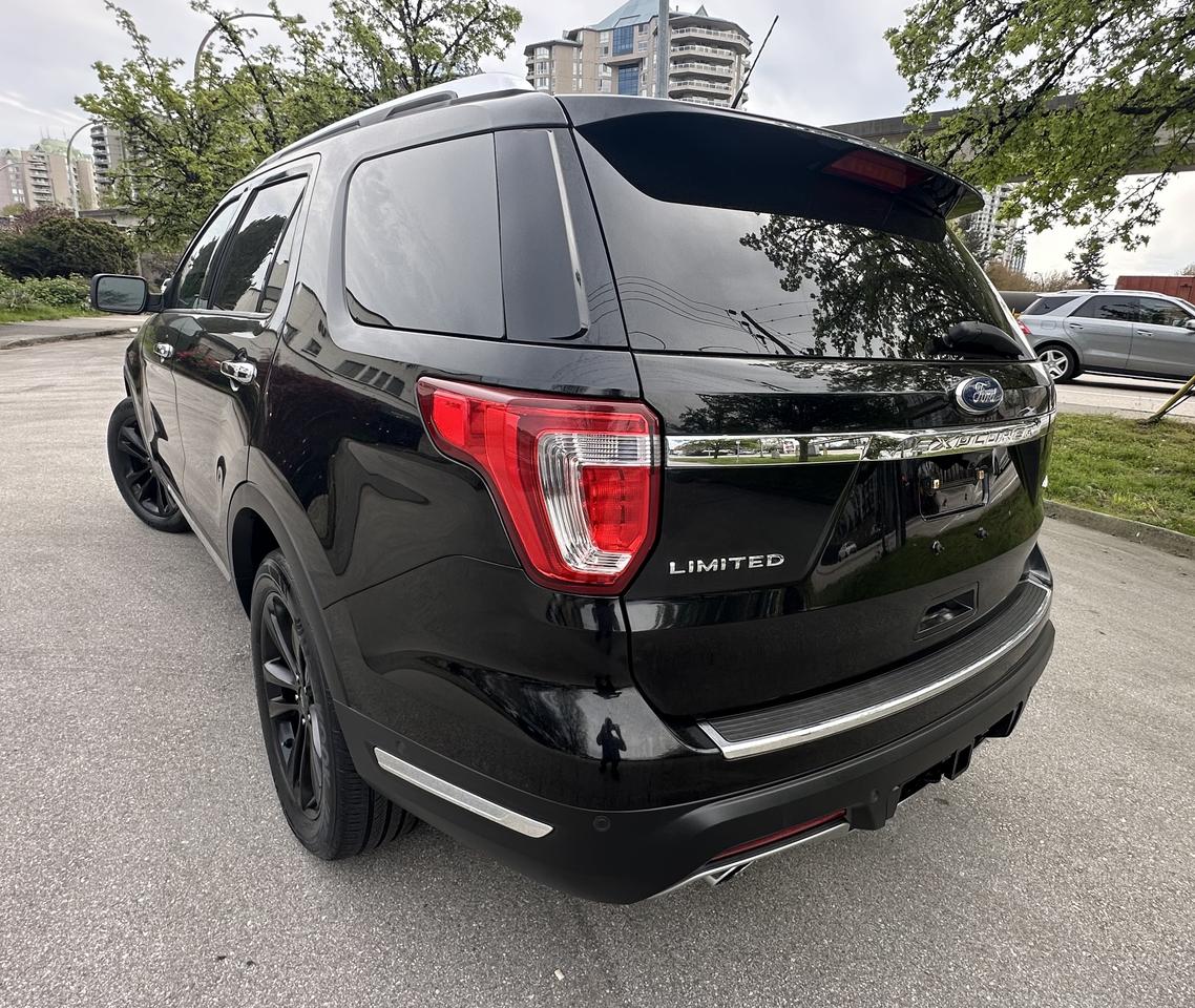 2018 Ford Explorer LIMITED - Photo #3