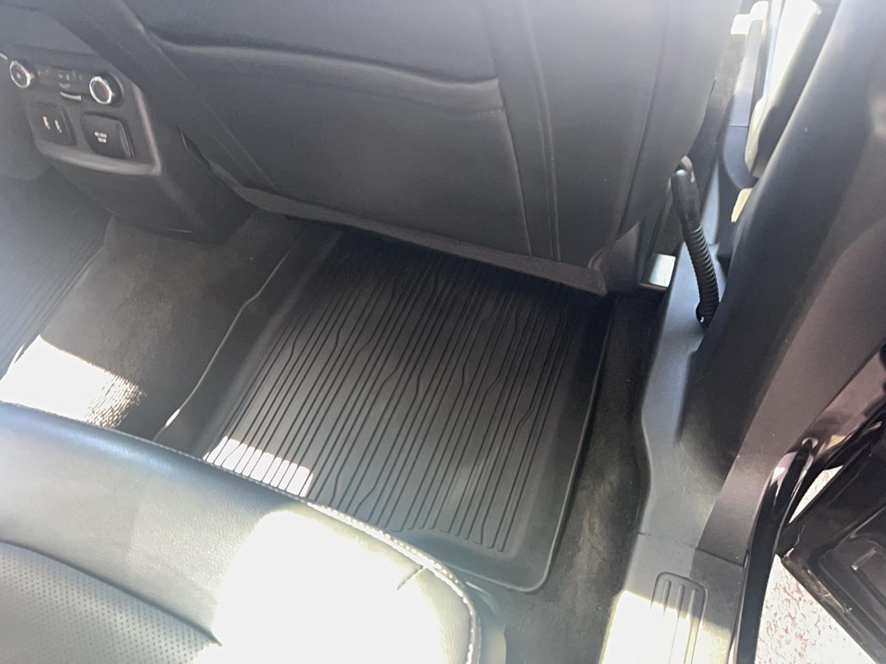 2018 Ford Explorer LIMITED - Photo #27