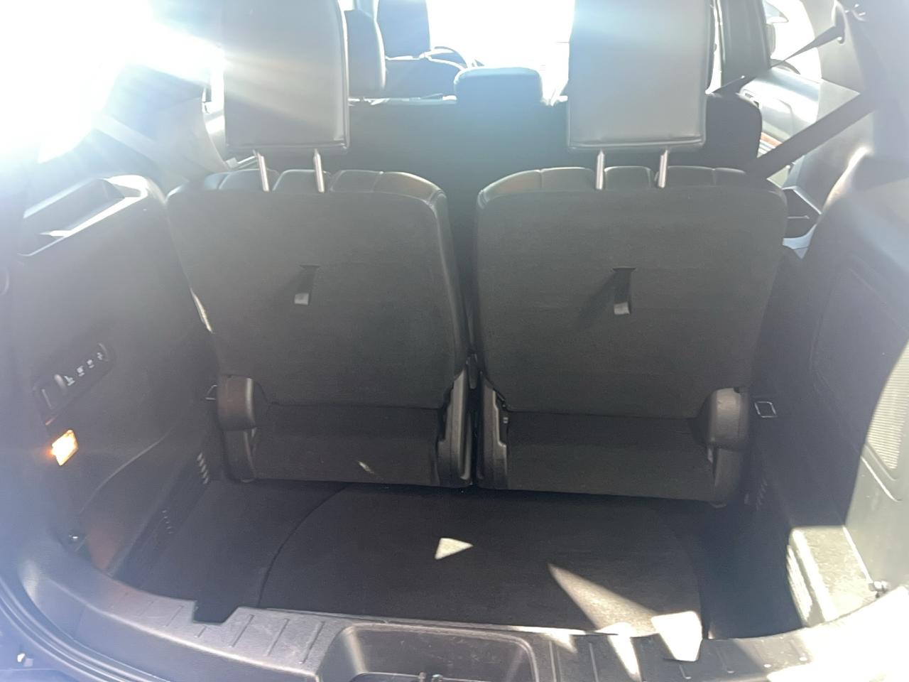 2018 Ford Explorer LIMITED Photo