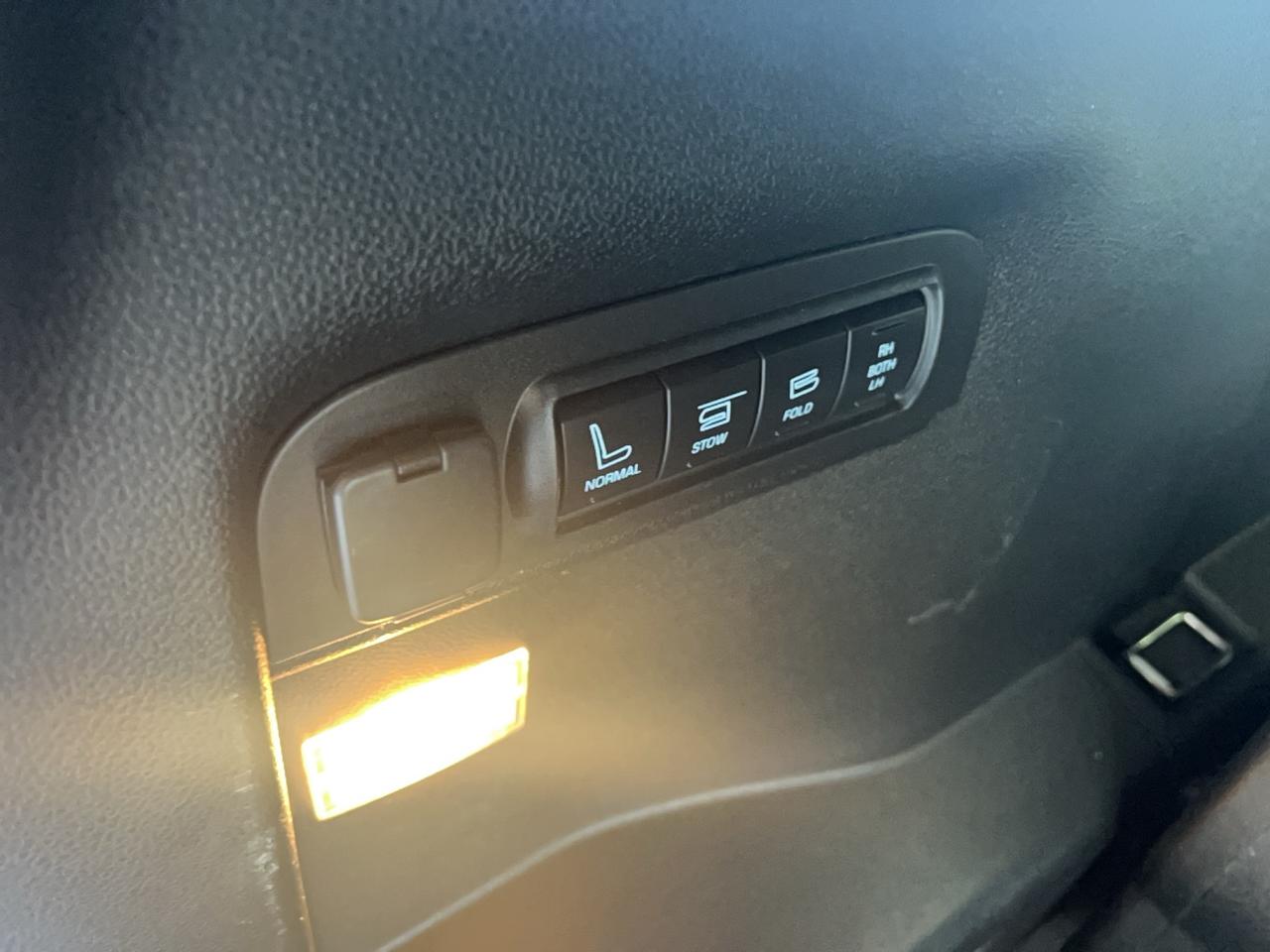 2018 Ford Explorer LIMITED Photo