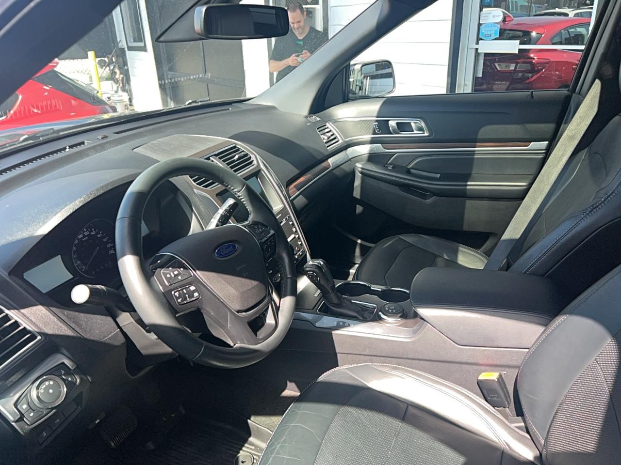 2018 Ford Explorer LIMITED - Photo #47
