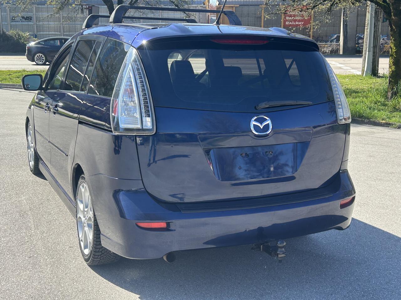 2009 Mazda MAZDA5 GS - Photo #3