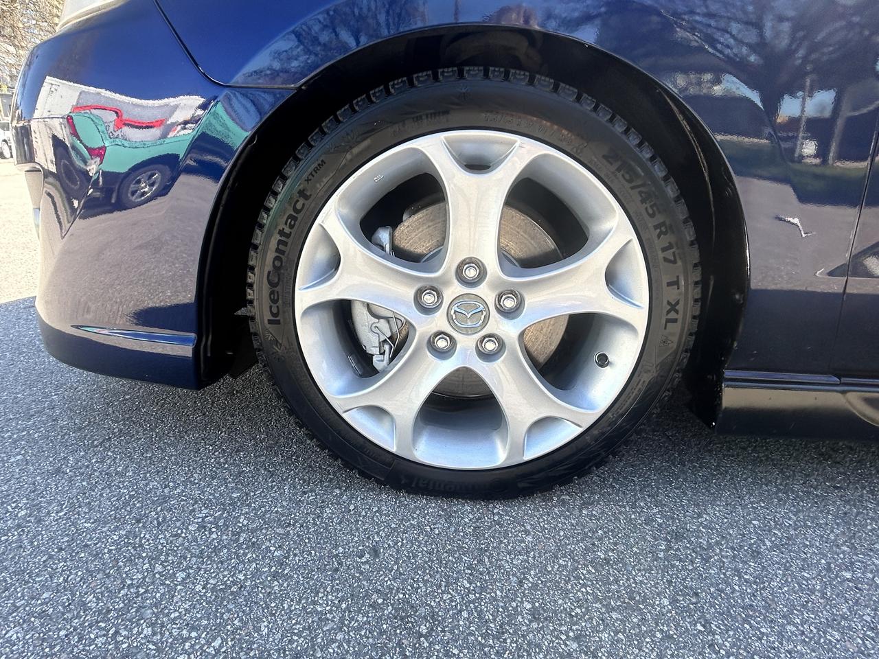2009 Mazda MAZDA5 GS Photo