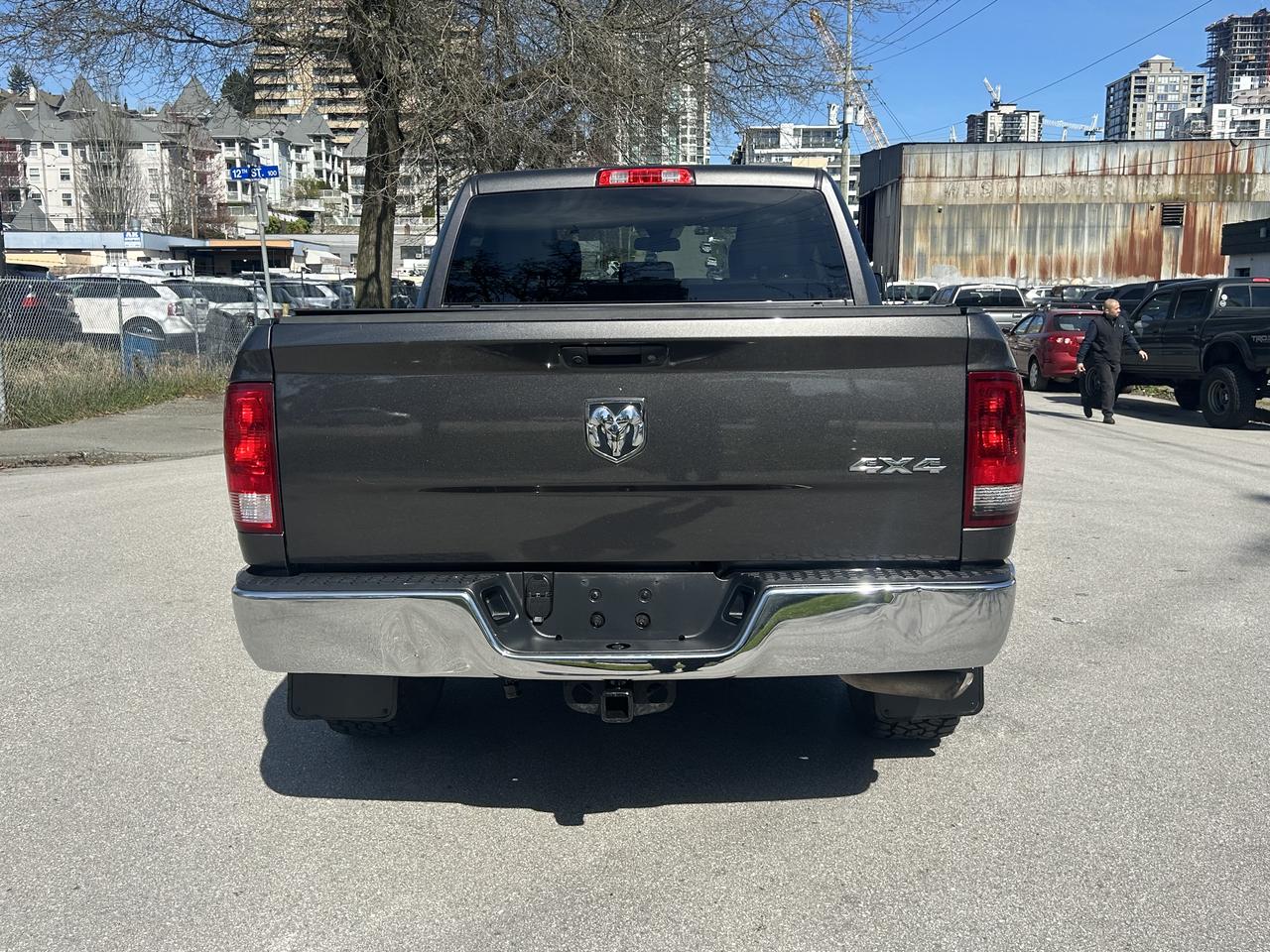 2017 RAM 1500 4WD Crew Cab 140.5" ST Photo