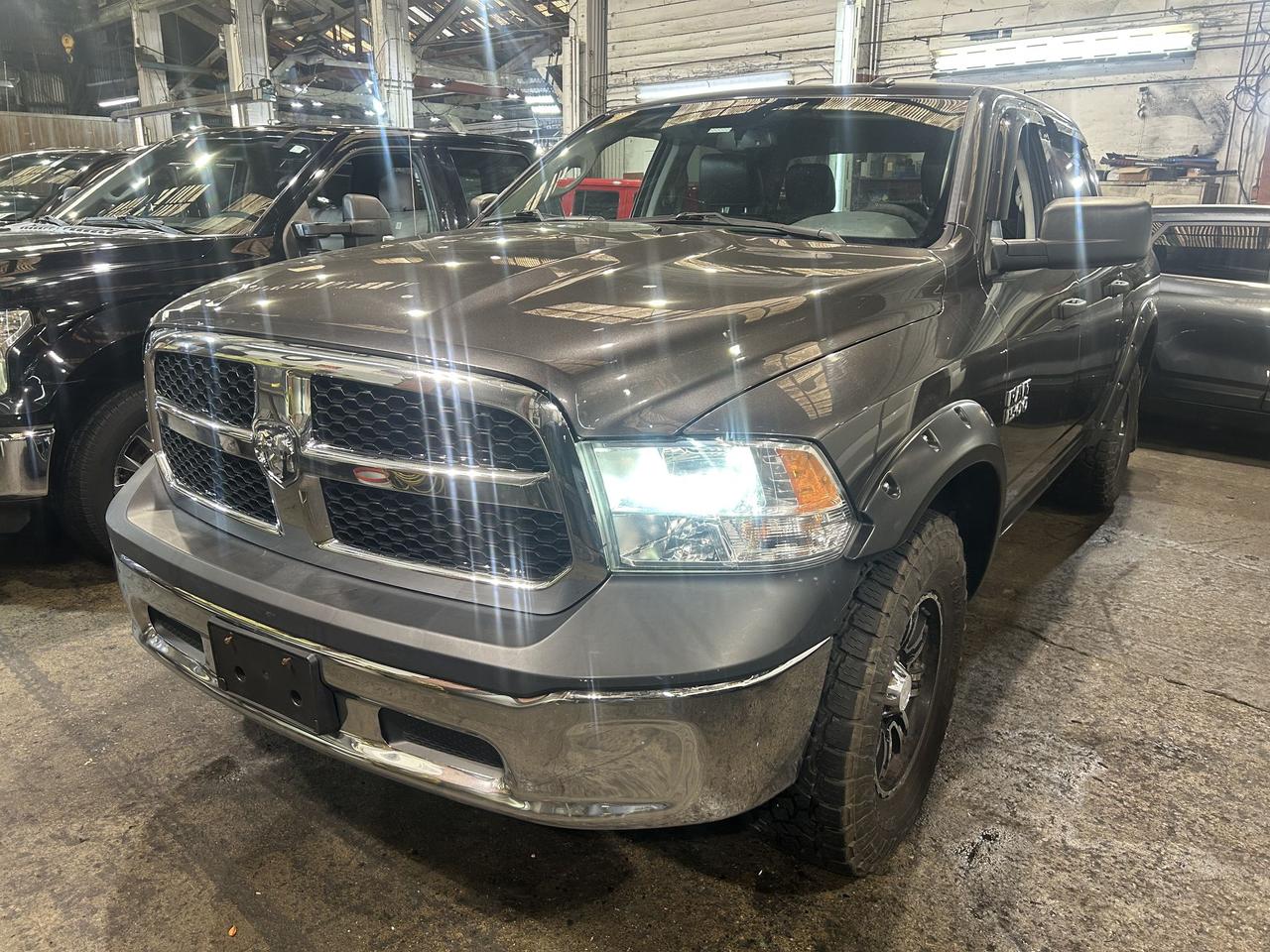 2017 RAM 1500 4WD Crew Cab 140.5" ST - Photo #1