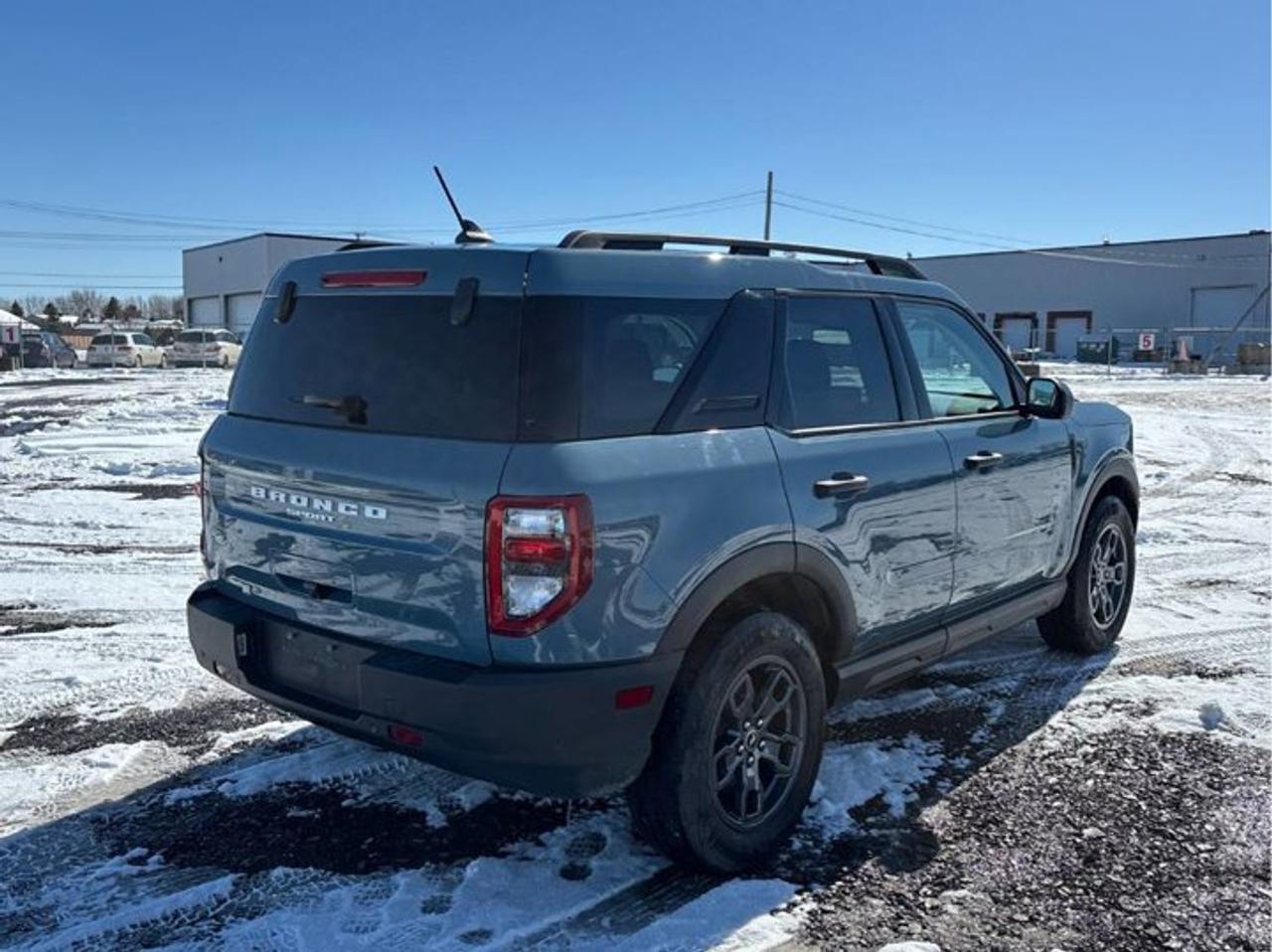 2022 Ford Bronco Sport Big Bend 4x4 | Heated Seats | Remote Start | CarPlay | Rear Cam | Wireless Charger | and More ! Photo3