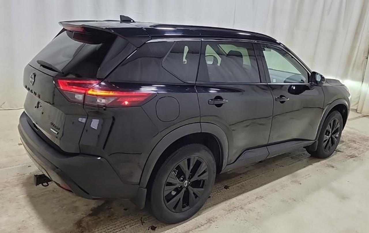 2023 Nissan Rogue SV Midnight Edition AWD | Leather | Sunroof | 360 Camera | Adaptive Cruise | Heated Seats and More ! Photo3