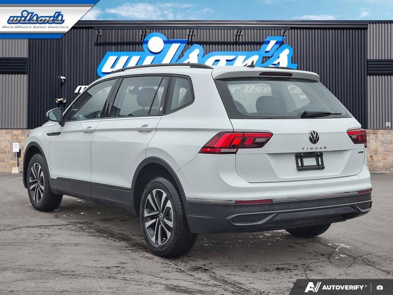 2023 Volkswagen Tiguan Trendline AWD | Heated Wheel + Seats | CarPlay + Android | Rear Camera | and More ! Photo2