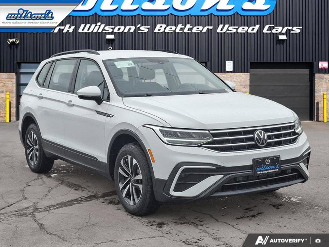 2023 Volkswagen Tiguan Trendline AWD | Heated Wheel + Seats | CarPlay + Android | Rear Camera | and More ! Photo
