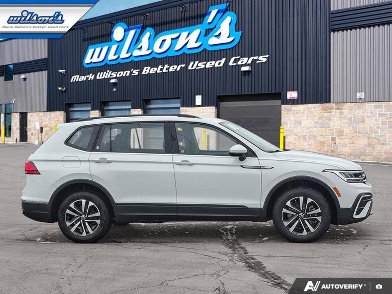 2023 Volkswagen Tiguan Trendline AWD | Heated Wheel + Seats | CarPlay + Android | Rear Camera | and More ! Photo