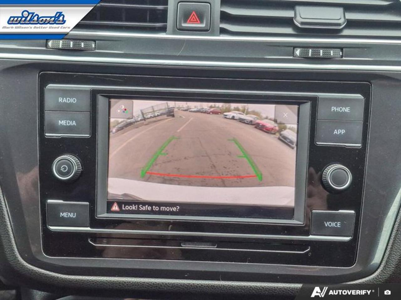 2023 Volkswagen Tiguan Trendline AWD | Heated Wheel + Seats | CarPlay + Android | Rear Camera | and More ! Photo