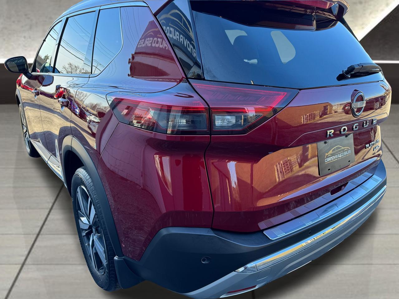 2022 Nissan Rogue AWD Platinum+CLEAN CARFAX Photo