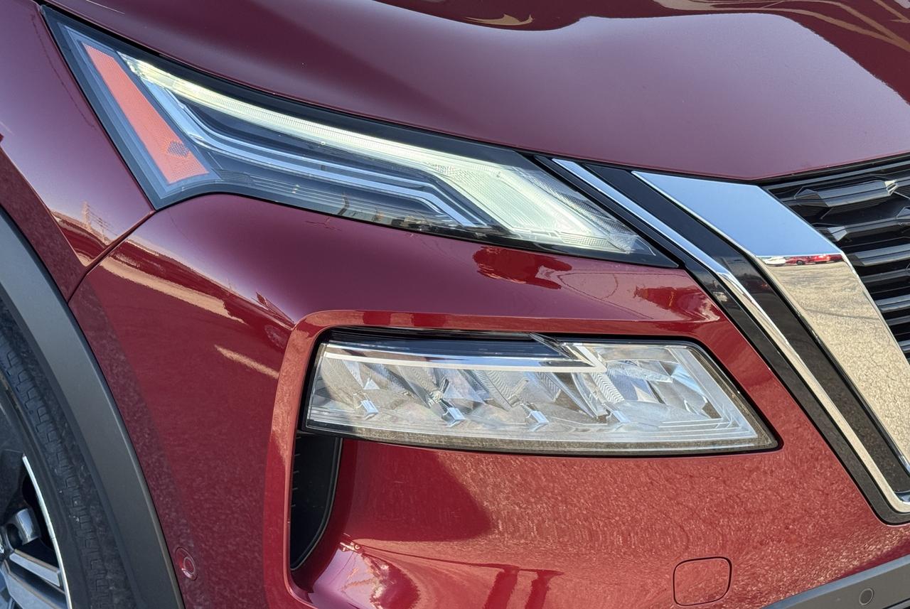 2022 Nissan Rogue AWD Platinum+CLEAN CARFAX Photo