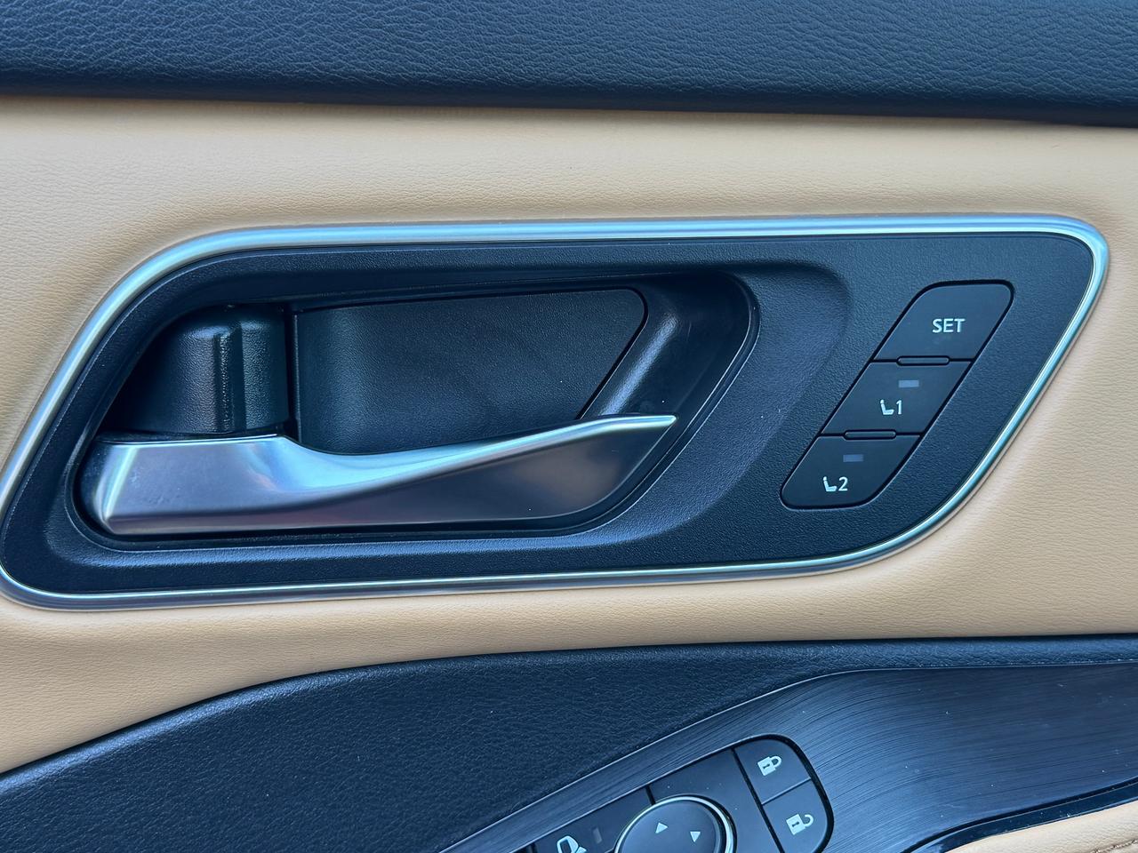 2022 Nissan Rogue AWD Platinum+CLEAN CARFAX Photo