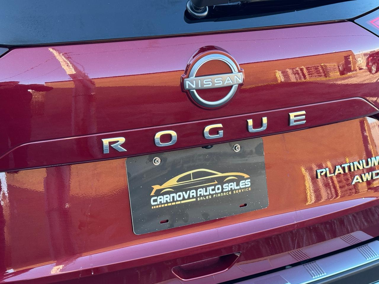 2022 Nissan Rogue AWD Platinum+CLEAN CARFAX Photo