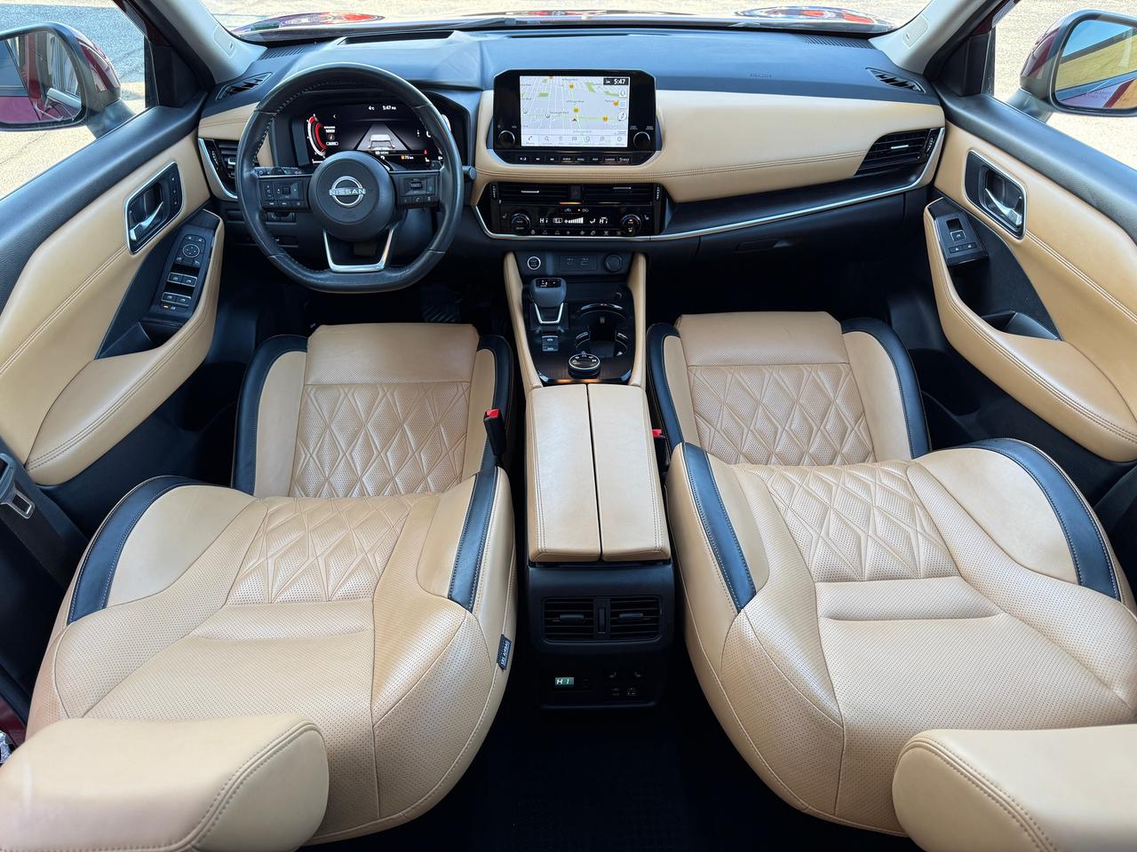 2022 Nissan Rogue AWD Platinum+CLEAN CARFAX Photo
