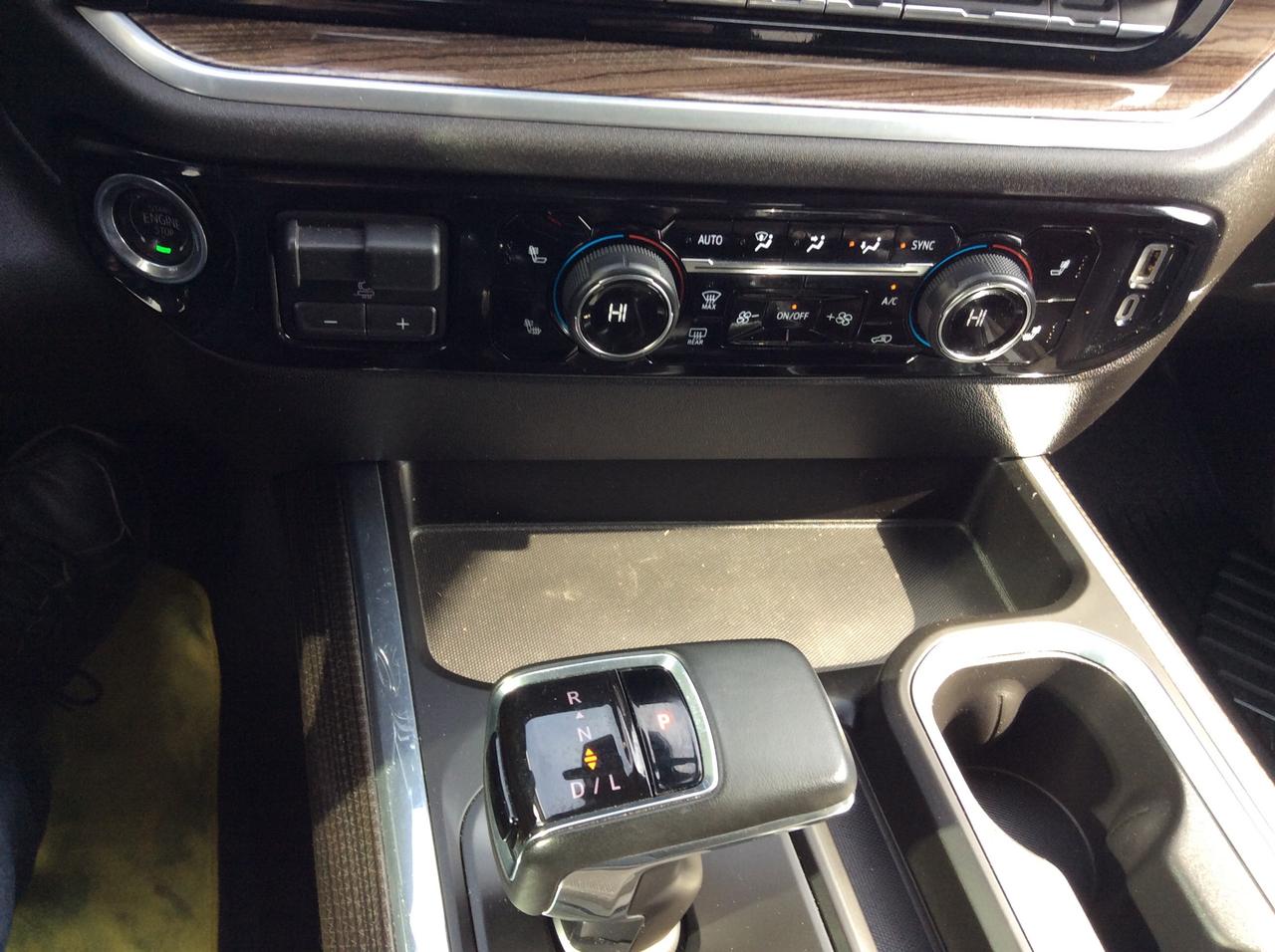 2024 Chevrolet Silverado 1500 RST Photo